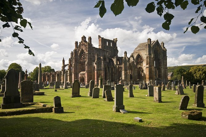 1 Day Alnwick Castle, Holy Island & Scottish Borders - What the guide experience feels like on the ground