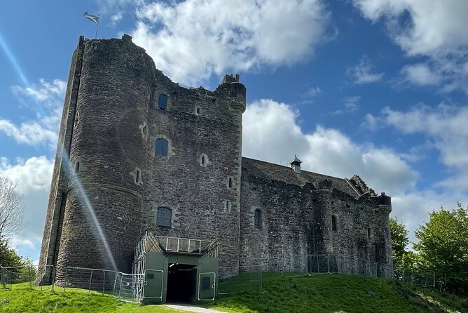 1 Day Castles, West Highlands and Loch Lomond Tour from Edinburgh - Inveraray and Loch Fyne: where lunch and optional history fit