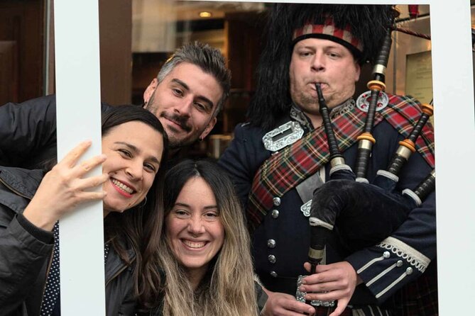 2.5 Hour Experience Scottish Dinner and Folk Music - Whisky toast and the Scotch tasting moment