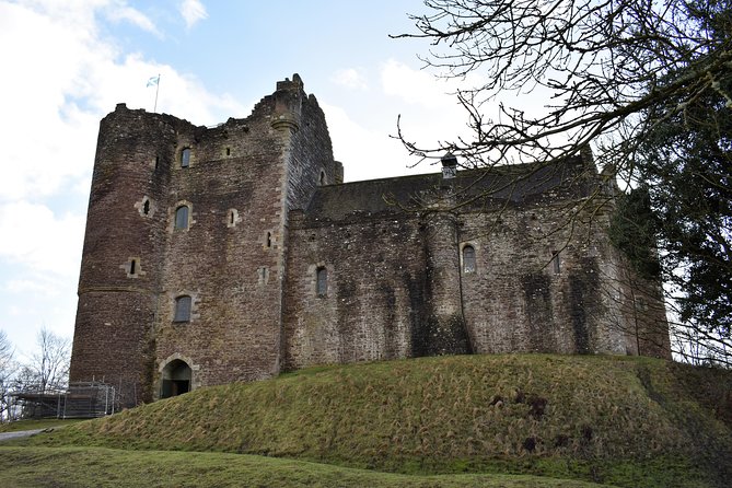 2-Day Outlander Experience Small Group Tour from Edinburgh - Highland Folk Museum, Falkland, and Culross: Story Settings in Real Town Shapes