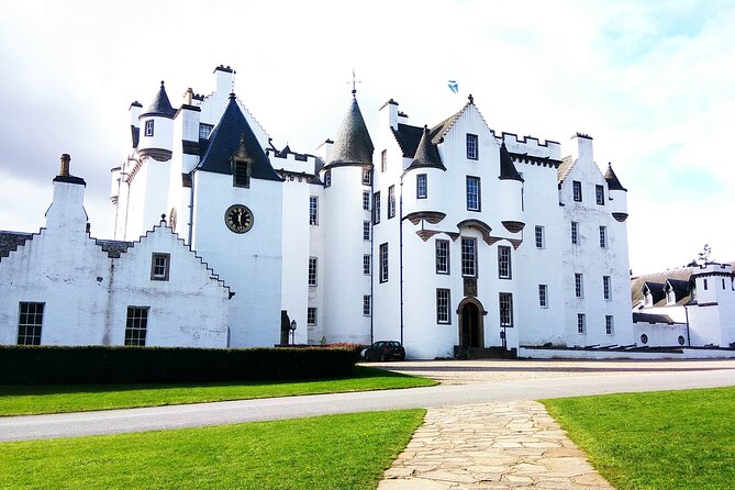 2 Days on the Loch Ness Canal of Caledonia and the Highlands - Day 2: Catamaran on Loch Ness, Urquhart Castle, and the canal feel