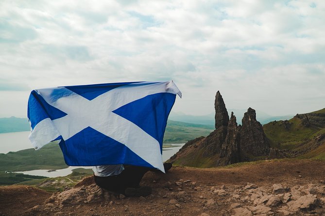 3-Day Budget Backpacker Isle of Skye and the Highlands Tour from Edinburgh - Day 1 From Edinburgh to Fort William to Portree