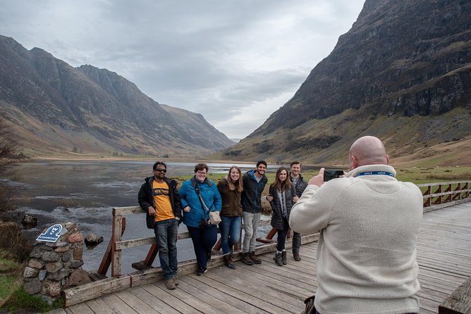 5-Day Hebrides and Highlands Tour from Edinburgh - Day 3: Luskentyre beaches, Callanish standing stones, and Harris Tweed at work