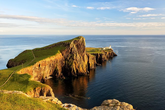 5-Day Highland Explorer and Isle of Skye Small-Group Tour from Edinburgh - Day 1: Dunkeld Cathedral ruins and a first night in Ullapool