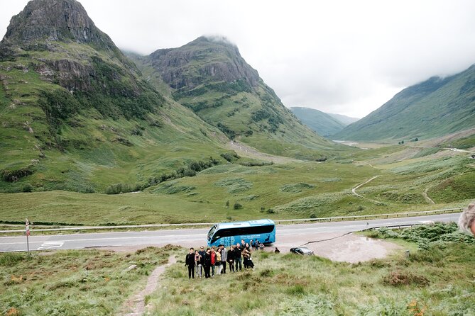 5-Day Isle of Skye, Loch Ness & Inverness From Edinburgh - Guide, group, and pacing: what the max 30-person size really means