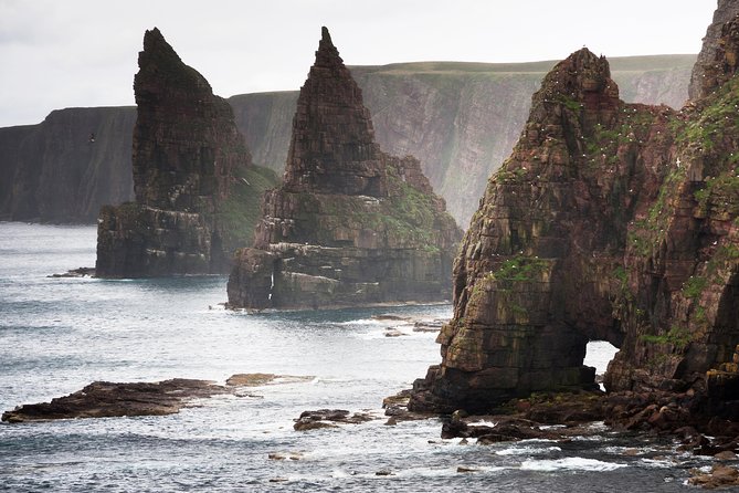 5-Day Orkney & Northern Coast Tour from Edinburgh Incl Admissions - Day 2 to Orkney: Dunrobin, John o Groats, and the ferry feel