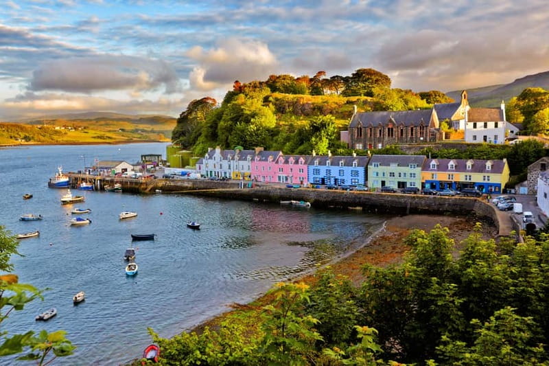 5-Day Tour to Isle of Skye, Oban, St Andrews and Highlands - Eilean Donan and the Three-Loch Setting That Makes History Look Real