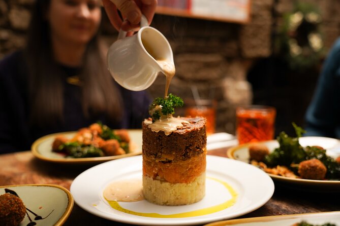 Eating Edinburgh: Old Town Food & Drinks Tour - Cafe Royal and Cullen skink, a classy start