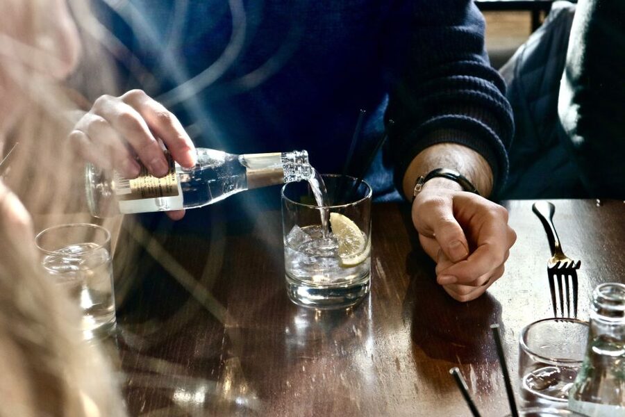 Edinburgh: 3-Hour Guided Secret Food Tour - Why this Edinburgh secret food tour makes sense in the Old Town
