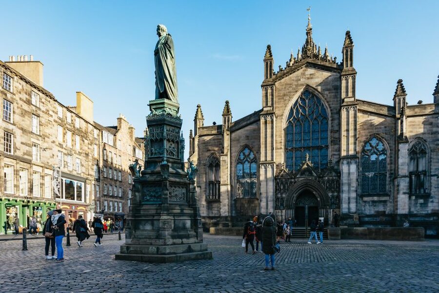 Edinburgh: 3-Hour Guided Walking Tour - Key highlights worth clocking