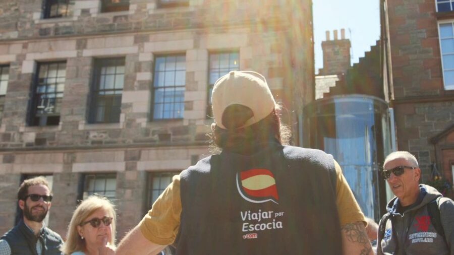 Edinburgh: 3-Hour Historical Walking Tour in Spanish - Price and Value: Why $20 Can Work Here