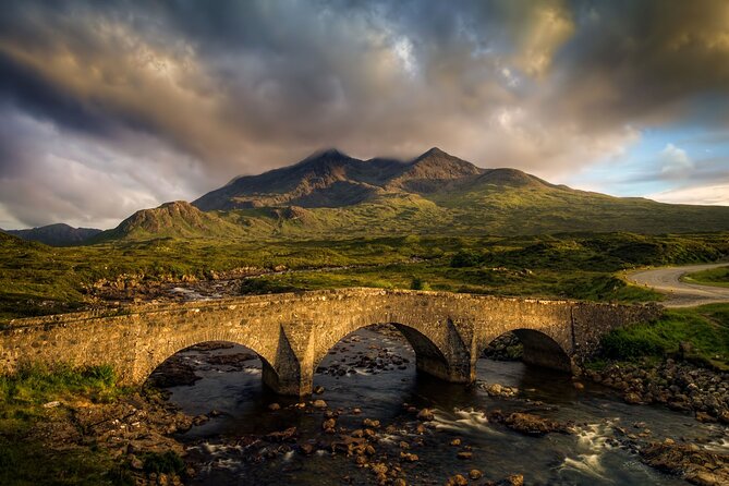 Edinburgh:5-Day Isle of Skye, Inverness & Loch Ness Tour w/Hostel - Hostels in Oban, Portree, and Inverness: Comfort Tips That Matter