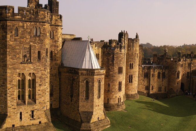 Edinburgh: Alnwick Castle & The Borders Hogwarts Filming Location - Bamburgh: quick sea views and Northumbria’s early story