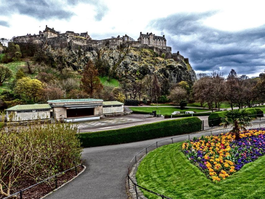Edinburgh Castle: Guided Tour with Tickets Included - Edinburgh Castle, 3000 years in 90 minutes