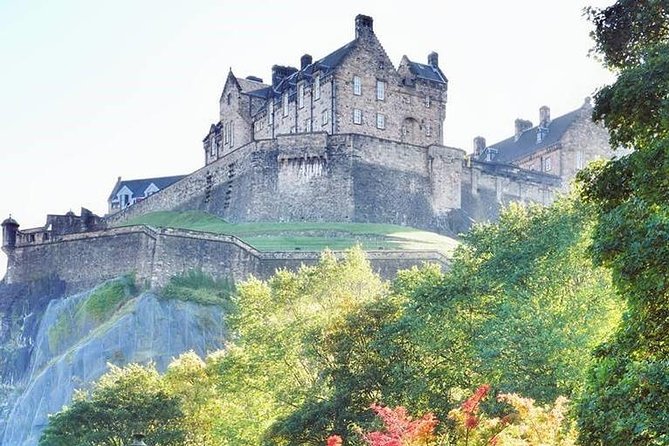Edinburgh Castle Guided Walking Tour in English - Your self-guided time after the guide leaves you