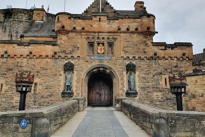 Edinburgh Castle Highlights Tour with Tickets, Map, and Guide - Who this guided highlights tour is best for