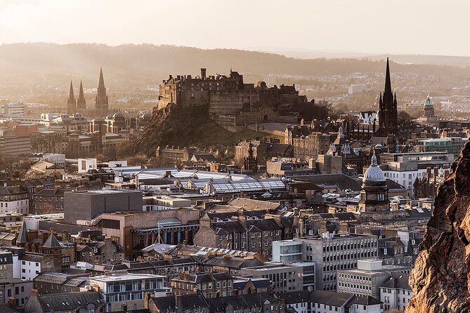 Edinburgh Castle & Royal Mile Walking Tour - Ticket Included - Grassmarket: pubs today, darker pasts behind the stone