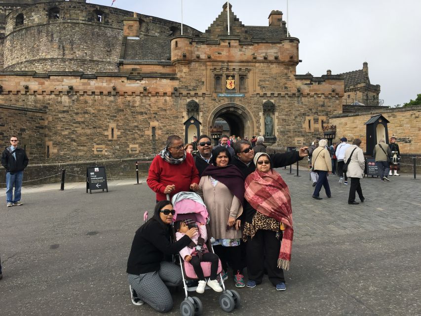 Edinburgh: Child-Friendly Tour with a Local Friend - Key things to know before you book