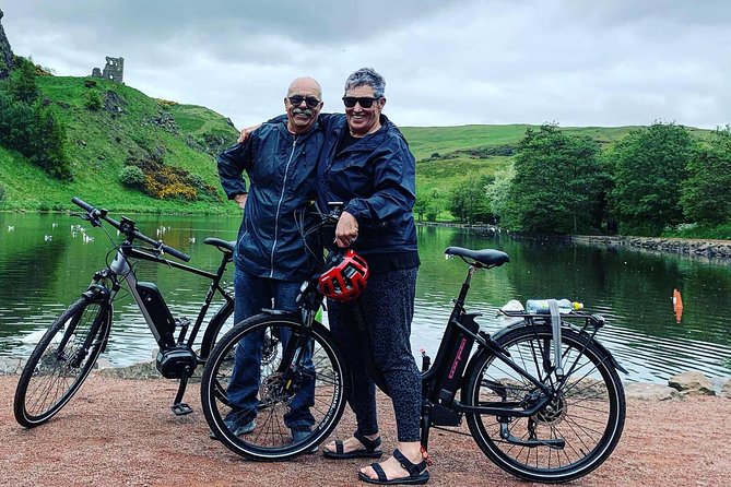 Edinburgh City Bike Tour - Choice of E-Bike or Manual - Guides, groups, and the Lucy factor