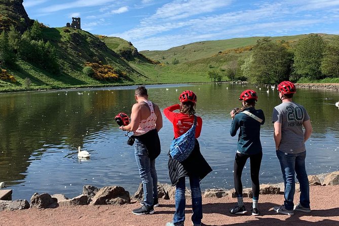 Edinburgh City Bike Tour - Choice of E-Bike or Manual - Weather, rain jackets, and how to dress for Scottish riding