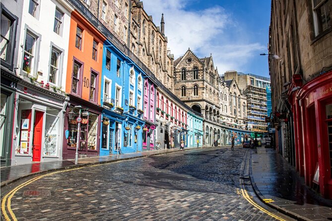 Edinburgh City of Wizards Exploration Game and Tour - A wizarding city stroll you control from your phone