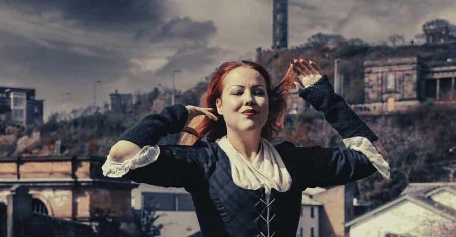 Edinburgh: Crime and Punishment Walking Tour - Meeting at St Giles Cathedral and setting the mood