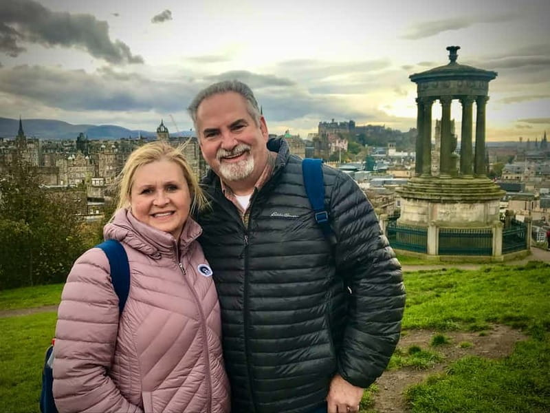 Edinburgh: Custom Highlights & Hidden Gems Tour with a Local - Why a private walking tour works best in Edinburgh