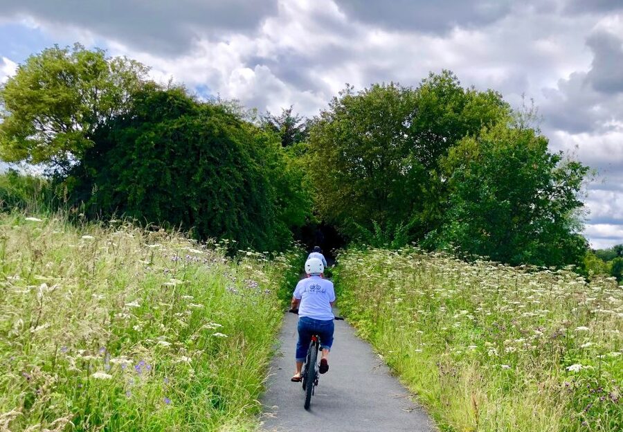 Edinburgh: Cycle Tour to the Coast (family friendly) - John Muir Way to Portobello Beach: the sea break you can feel