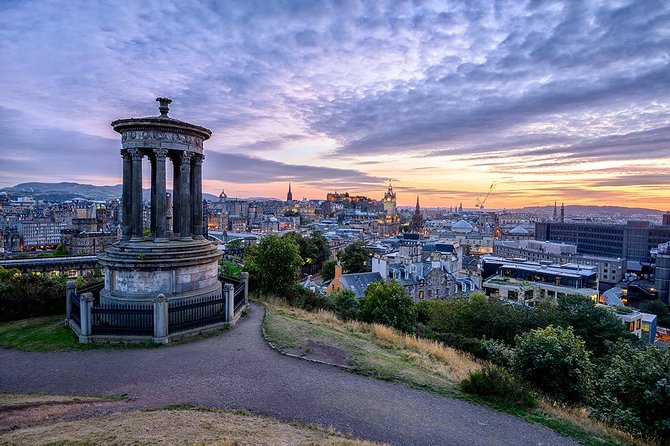 Edinburgh Darkside Walking Tour: Mysteries, Murder and Legends - Royal Mile After Dusk: Where the Stories Start