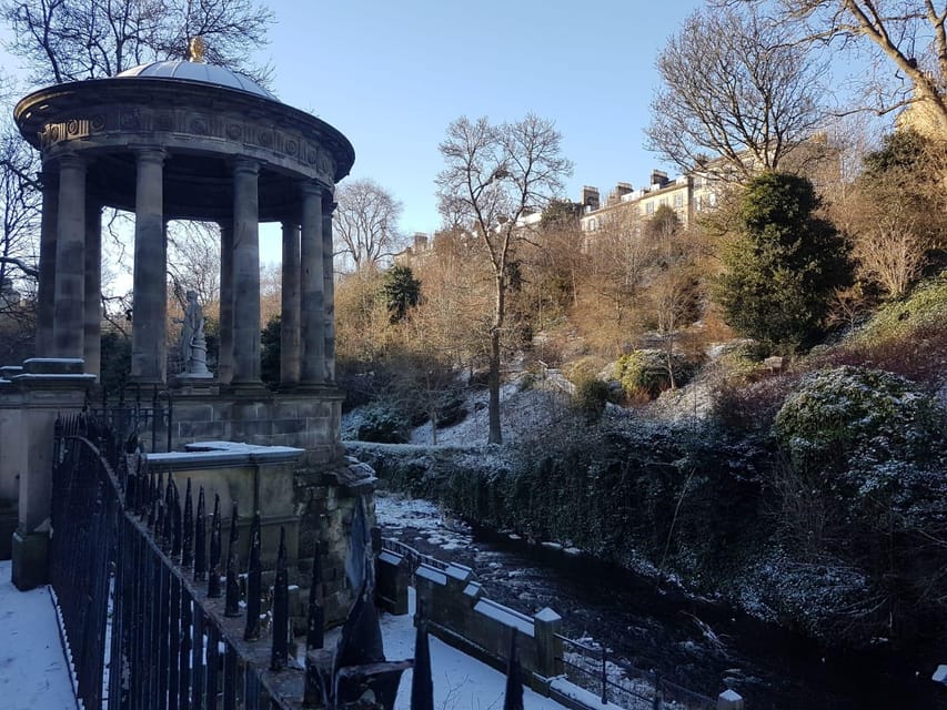 Edinburgh: Dean Village and Circus Lane Walking Tour - Walking the Water of Leith: Wildlife, Waterfalls, and a Green Corridor