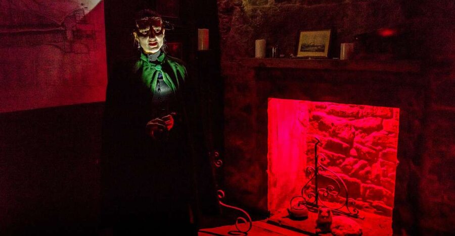 Edinburgh: Evening Underground Ghost Tour - Key Things to Know Before You Go