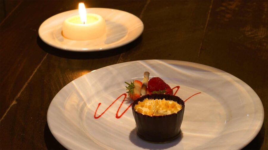 Edinburgh: Food & Drink Tasting Tour - Stop by Stop: How Four Venues Build One Complete Meal