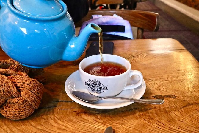Edinburgh Food Tour with Scotch, Haggis, a Secret Dish & More - Starting at St Giles Cathedral and Finding the Groove Fast