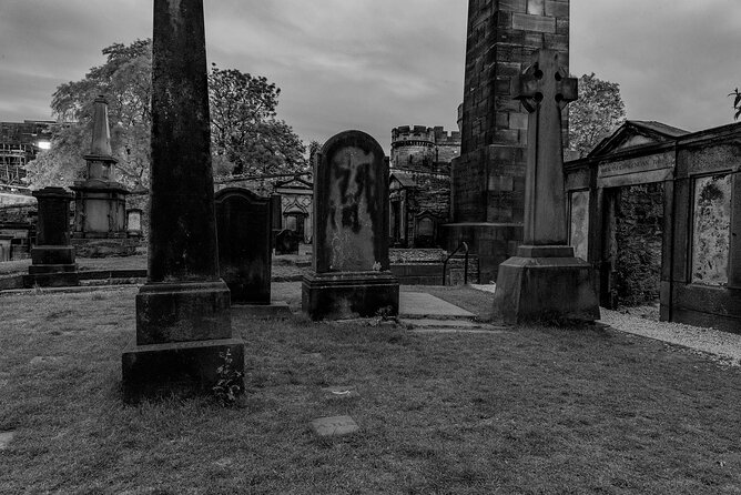 Edinburgh Ghost Tour: Mysteries, Legends and Murders - Old Calton Cemetery: The Tour’s Darkest Story Stop