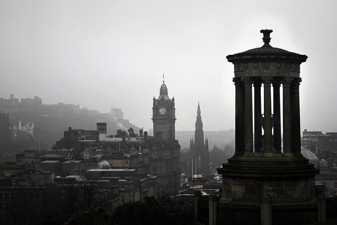 Edinburgh Ghost Tour: Mysteries, Legends and Murders - Royal Mile Alleys and 17th Century Living: Why This Stop Matters