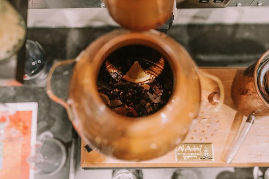 Edinburgh: Gin Distillation Workshop with Gin Tasting - Tasting Your Finished Gin, Then Bottling It Like a Pro