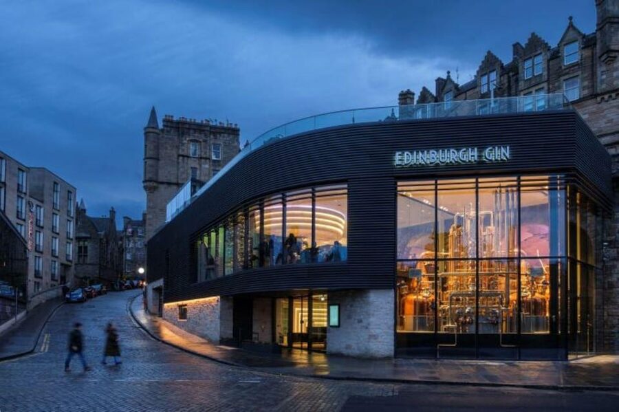Edinburgh: Gin Distillery Tour and Tasting - Finding Edinburgh Gin at The Arches