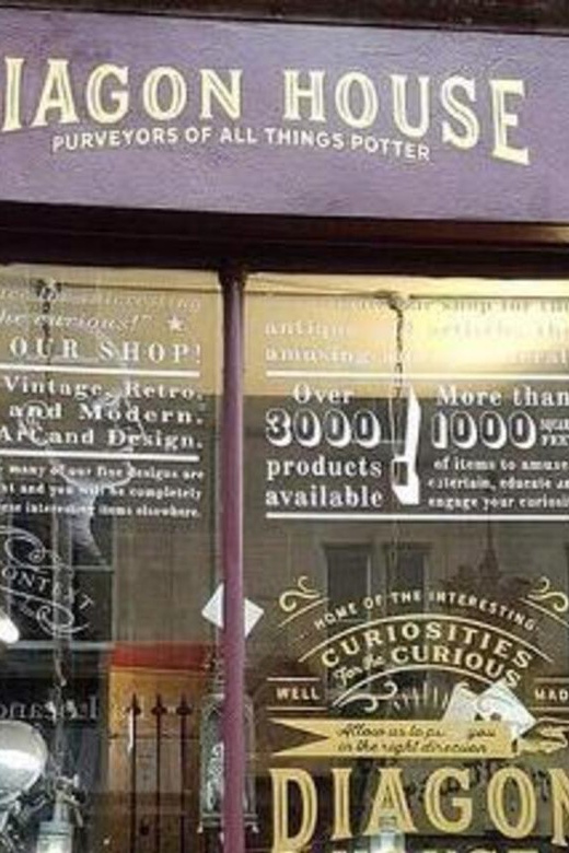 Edinburgh: Guided Harry Potter Walking Tour - Old Town lanes and Greyfriars Kirkyard: the strongest Harry Potter atmosphere