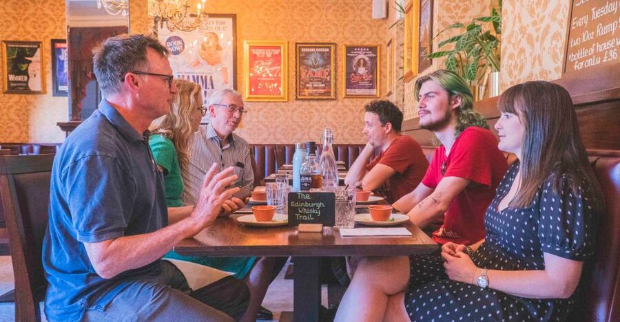 Edinburgh: Guided Whisky Tasting & Walking Tour - Who Should Book This Edinburgh Whisky Walk?