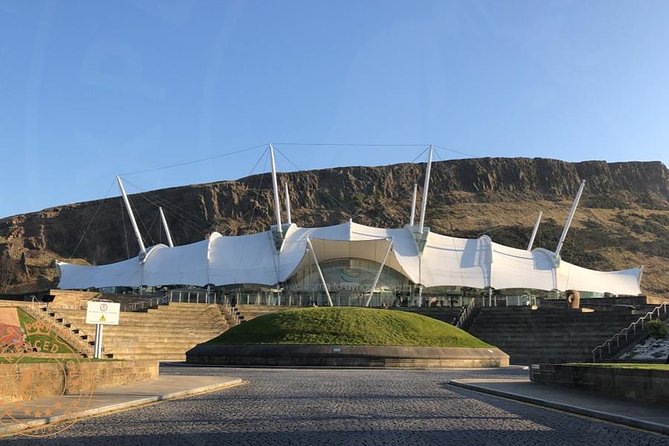 Edinburgh Half Day Guided Private Tour in a Premium Minivan - Grassmarket’s Dark Edge: Criminals, Executions, and Street-Level Reality