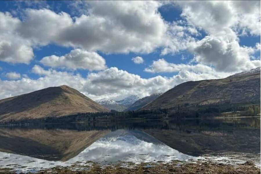 Edinburgh: Harry Potter, Glenfinnan Viaduct & Highland Tour - The Hogwarts Express moment at Glenfinnan Viaduct, timed for 3:30 pm