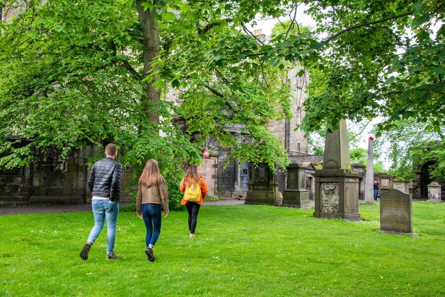 Edinburgh: Harry Potter Magical Guided Walking Tour - Hogwarts Sorting, Pure-Blood or Muggle Labels, and the Quiz Game