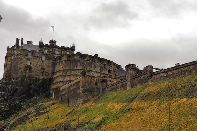 Edinburgh Harry Potter Self-Guided Private Tour - Edinburgh Castle as a Hogwarts-Style Anchor
