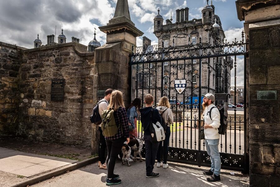 Edinburgh: Harry Potter Wizarding Walking Tour (Private) - What to Bring, What to Skip, and How to Keep It Comfortable