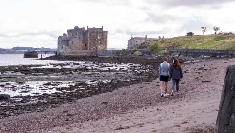 Edinburgh: Highland Cow, Blackness Castle, and Cake Tour - Tea and cake at the brasserie, a break that tastes like Scotland