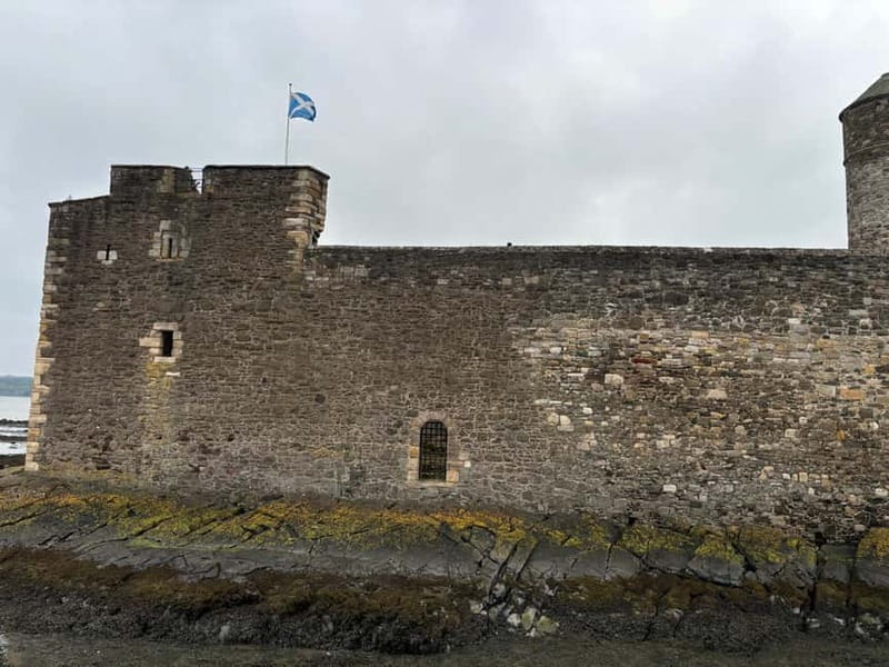 Edinburgh: Highland Cow, Blackness Castle, and Cake Tour - Should you book this Highland cow, castle, and cake tour?