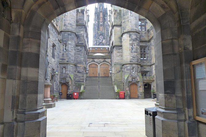 Edinburgh: History Lovers Old Town Walking Tour - Grassmarket: Best Castle View Plus Pub Tales with a Dark Edge
