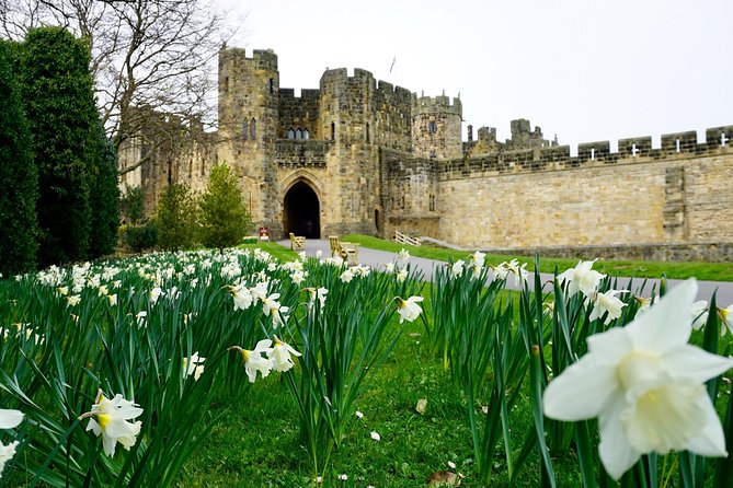 Edinburgh: Holy Island, Alnwick Castle & Kingdom of Northumbria - Flodden Battlefield: a quick stop that hits hard