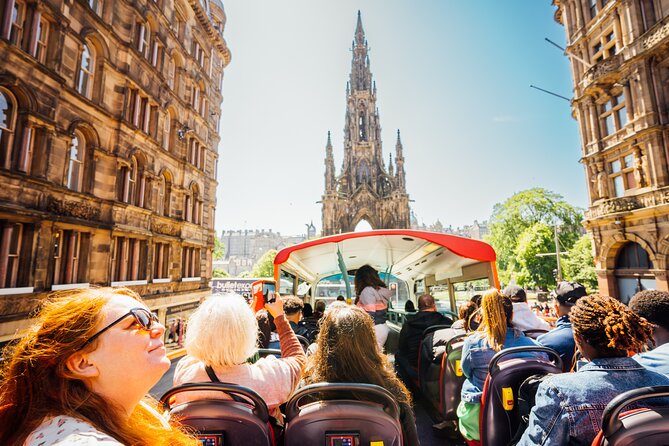 Edinburgh Hop-On Hop-Off Britannia Tour - Onboard Audio in 9 Languages: Easy Way to Learn Without Trying