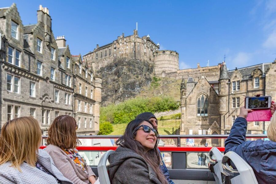 Edinburgh: Hop-On Hop-Off Bus Pass with 3 City Tours - Price and value: is $33 a smart buy